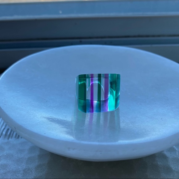 Vintage 60s 70s mod boho asymmetric lucite jelly ring w match - Picture 3 of 4